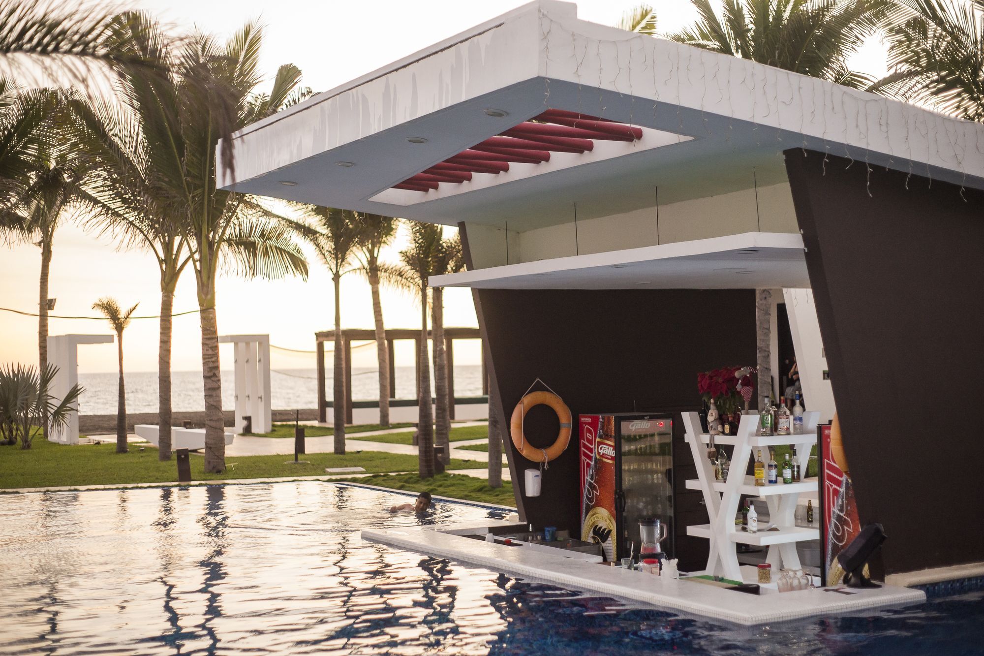 Hotel El Faro Monterrico Eksteriør bilde